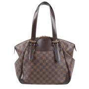 Pre-owned Leather handbags