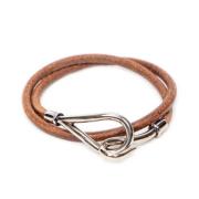 Pre-owned Leather bracelets