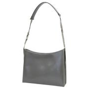 Pre-owned Leather shoulder-bags