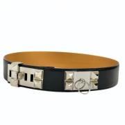 Pre-owned Leather belts