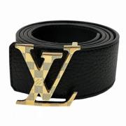 Pre-owned Leather belts