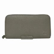 Pre-owned Leather wallets