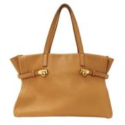 Pre-owned Leather handbags