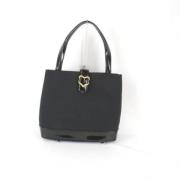 Pre-owned Nylon handbags