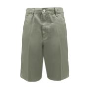 Cargo Bermuda Shorts med Logo Patch