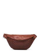 Corsico Bumbag Carmen Brown Adax