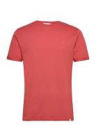 Nørregaard T-Shirt - Seasonal Red Les Deux