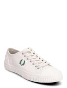 Hughes Low Canvas White Fred Perry