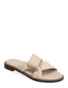 Asymetric Flat Beige Apair