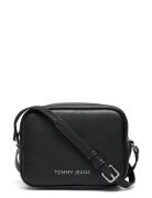 Tjw Ess Must Camera Bag Black Tommy Hilfiger