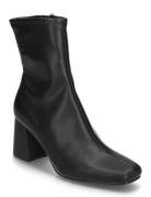 Hoist Boots Black Steve Madden