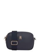 Poppy Reform Camera Bag Navy Tommy Hilfiger