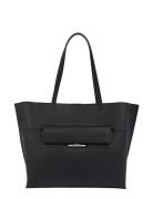 Ck Linear Md Shopper_Saffiano Black Calvin Klein