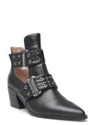 Giustine Boots Black Steve Madden