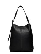 Grain Mae Buckle Bag Black Becksöndergaard