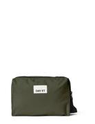 Day Gweneth Re-S Washbag L Khaki DAY ET
