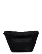 Pop Quiz Hip Pack Black Herschel