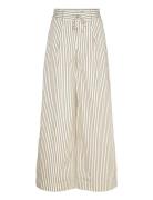 Lr-Lucilla Cream Levete Room