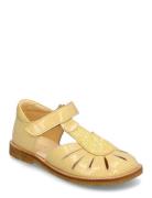 Sandals - Flat - Closed Toe Yellow ANGULUS
