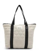 Day Gweneth Re-Q Dash Bag M Grey DAY ET