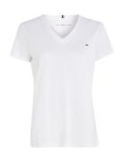 Heritage V-Neck Tee Tops T-shirts & Tops Short-sleeved White Tommy Hil...