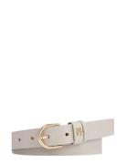 Essential Effortless 2.5 Gold Belte Beige Tommy Hilfiger