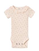 Nbfhulla Ss Slim Body Lil Bodies Short-sleeved Pink Lil'Atelier