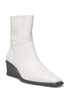 Aino Shoes Boots Ankle Boots Ankle Boots With Heel White VAGABOND