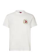 Tjm Reg Tommy Crest Tee Tops T-shirts Short-sleeved White Tommy Jeans