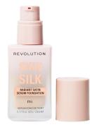 Revolution Makeup Skin Silk Serum Foundation F1 Foundation Sminke Revo...