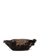 Jia Bumbag Rumpetaske Veske Black RE:DESIGNED EST 2003