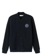 Nkmnomato Ls Sweat Card Unb Tops Sweat-shirts & Hoodies Sweat-shirts N...