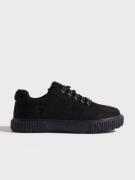 Nelly - Lave sneakers - Svart - Furry Track Sneaker - Sneakers