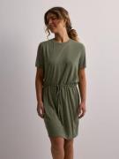 JdY - Korte kjoler - Deep Lichen Green Melange - Jdydalila S/S String ...