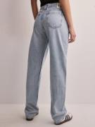 Calvin Klein Jeans - Straight leg jeans - Denim Light - Low Rise Strai...