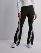 Adidas Originals - Svart - Flared Tp