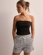 Pieces - Rutete/Stripete - Pcchilli Summer Hw Shorts Stripe No