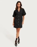Pieces - Svart - Pcsienna 2/4 Tailored Dress