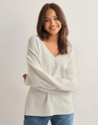 OBJECT - Hvit - Objreynard V-Neck Pullover Noos