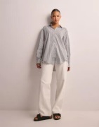 OBJECT - Svart - Objtutta Lo L/S Shirt Noos