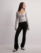 Nelly - Grå - Pointelle Scoop LS Top