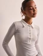 Nelly - Hvit - Button Collar Top