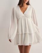 Nelly - Hvit - Fine Pleated Dress