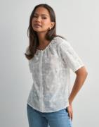 Pieces - Hvit - Pctolax Ss Top Wvn