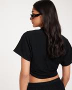 Nelly - Svart - Knot Linen Blouse
