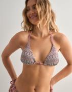 Hunkemöller - Lilla - Cali Triangle