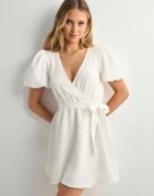 Nelly - Hvit - Fancy Wrap Dress