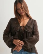 Nelly - Brun - Effortless Crincle Blouse