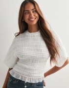 Nelly - Hvit - Frill Turtleneck Blouse