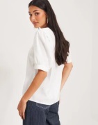 OBJECT - Hvit - Objsy 2/4 Top 125